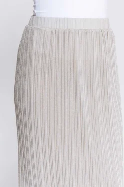 New ISELLE Damen Röcke & Shorts